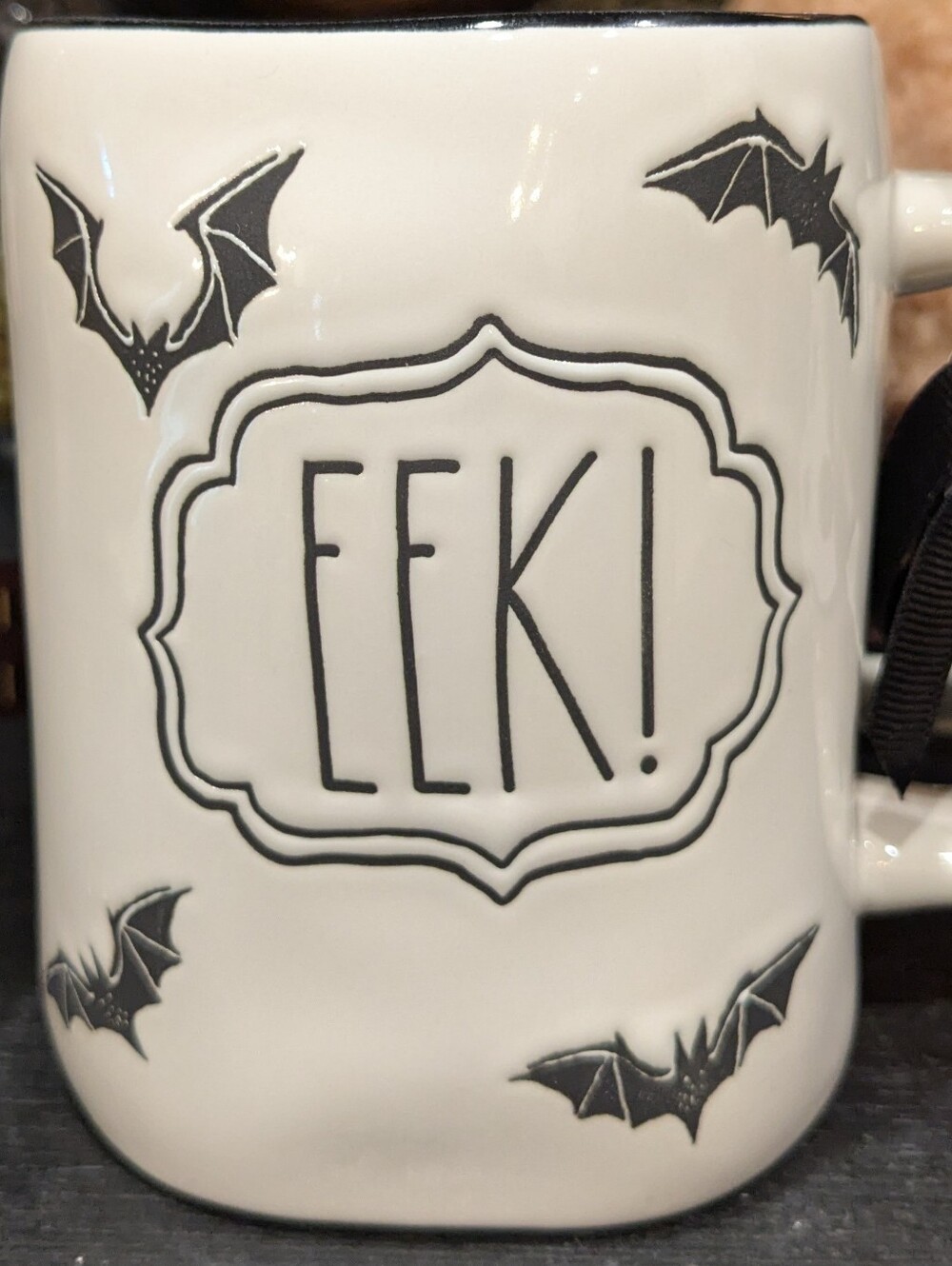 Rae Dunn "EEK!" Cream Halloween Mug With Black Bats NWT 16oz - Picture 3 of 7